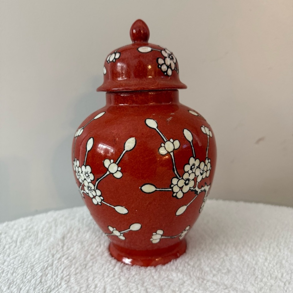 VTG RUST RED GINGER Jar Lid White Cherry Blossoms Japan Porcelain  Vase Rare
